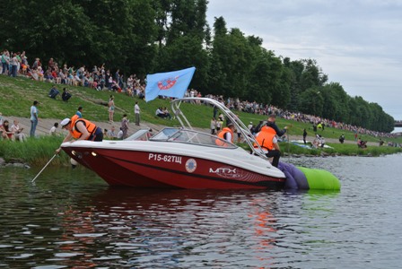 подъем парашютистов из воды ВОСВОД